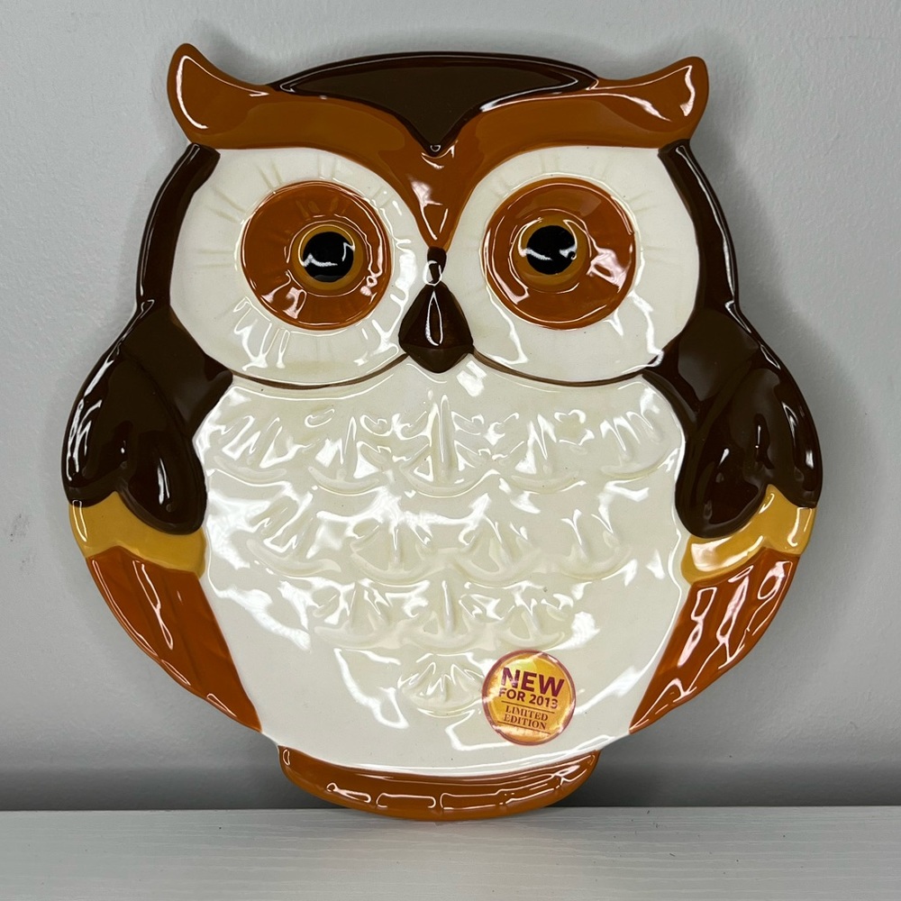 Better Homes and Garden decorative owl plate. Ceramic. New!
